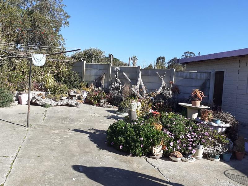 4 Bedroom Property for Sale in Albertinia Western Cape